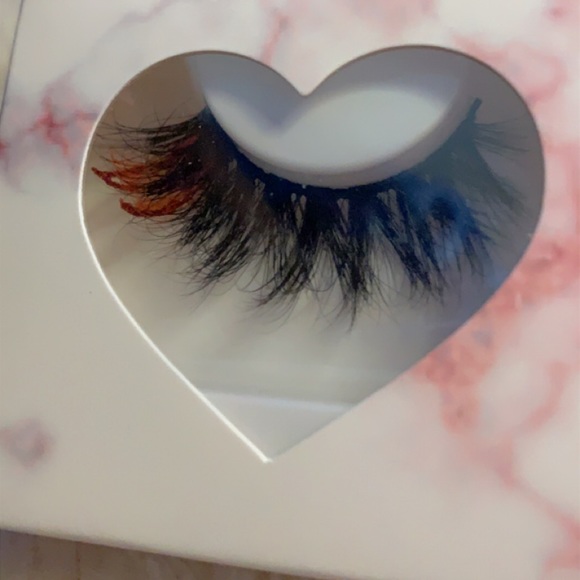 Red Mink tip strips with Glitter - Picture 3 of 4